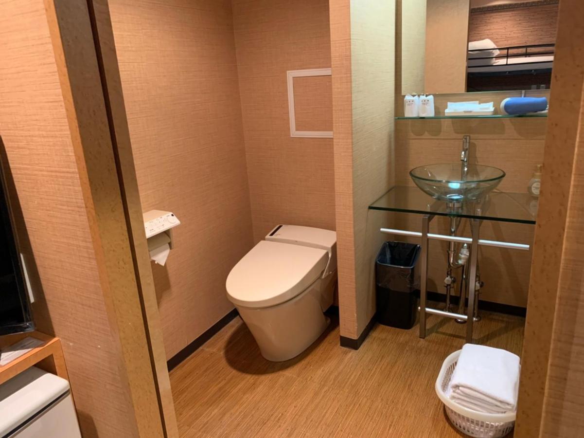 Uehonmachi Plaza Hotel (Adults Only) Osaca Exterior foto
